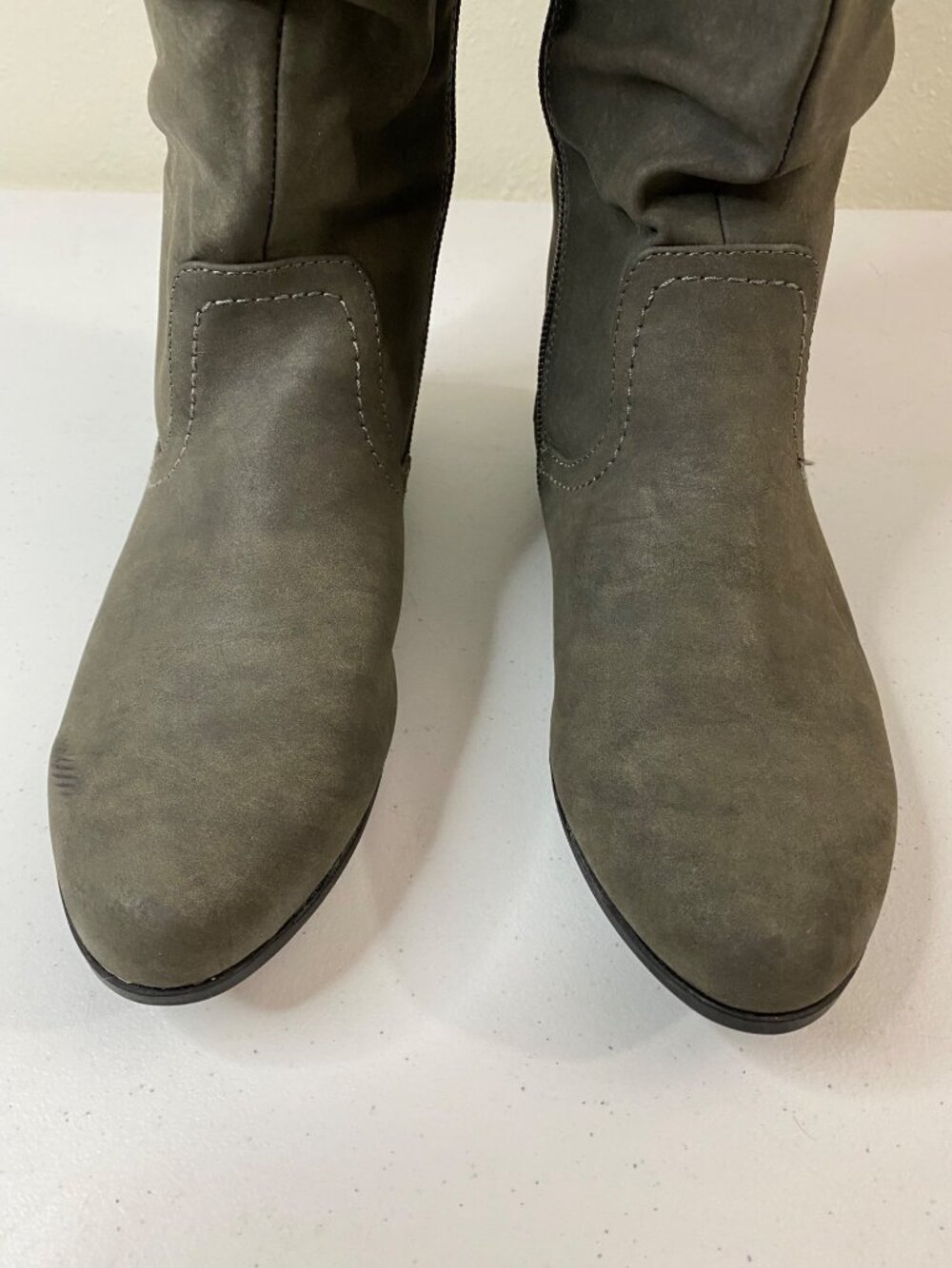 Women Knee High Boots Gray Slouchy Full Zip Flat Casual Size 6 W - Picture 6 of 11